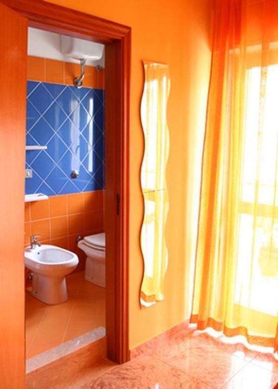Bed and Breakfast I Colori Dell'Arcobaleno Santo Stefano di Camastra Exteriér fotografie